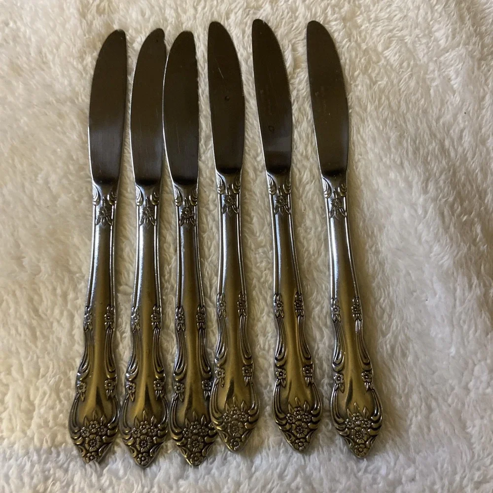 Rogers Stainless Flatware Dream Rose Dinner Knives‎ Knife Butter 8 5/8